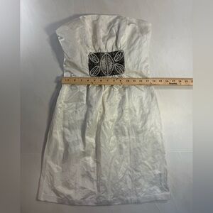 White‎ Ivory Cream Beaded Cocktail Dress – Size 2